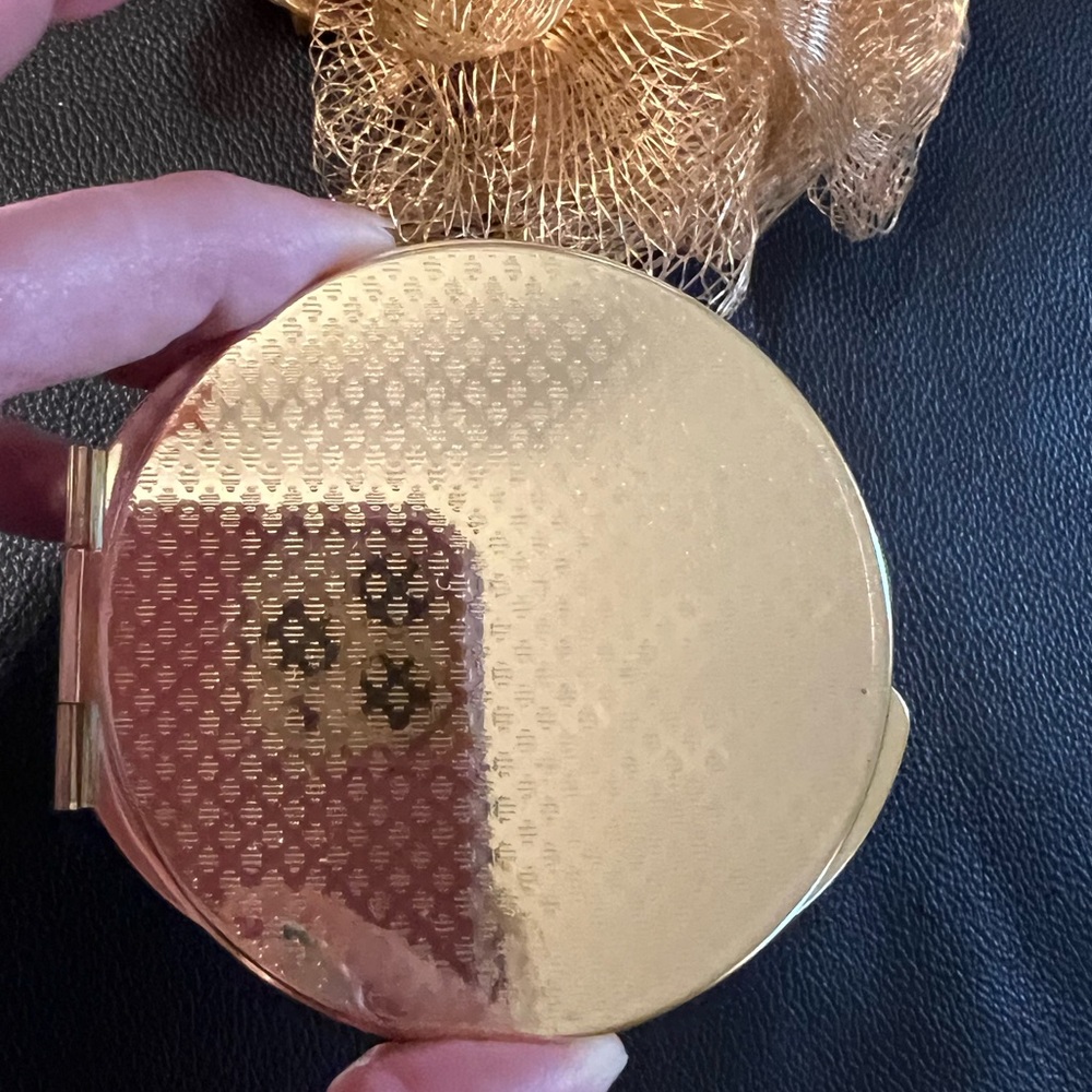 4pc Golden Set - Picture 4 of 13